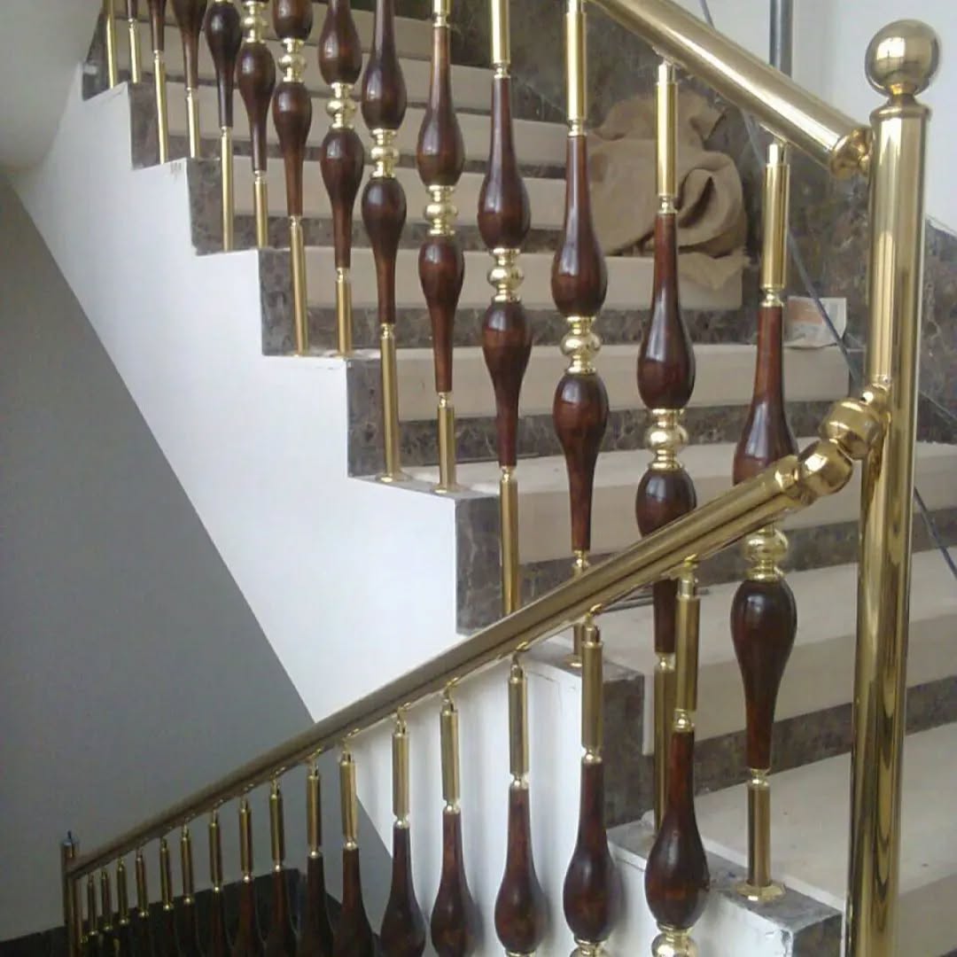 نرده چوپ و استیل طرح صراحی